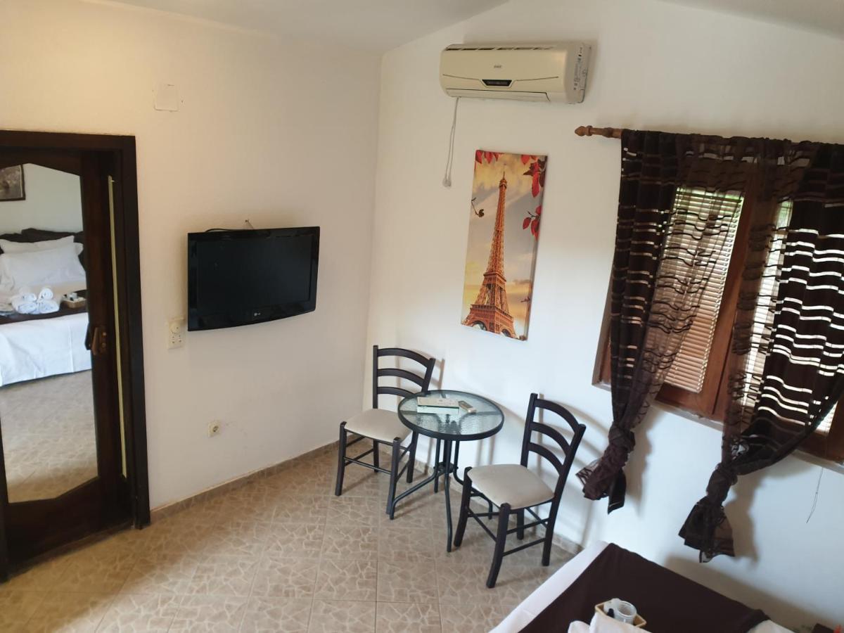Mijailovic Apartmani Kaluderac Exterior photo